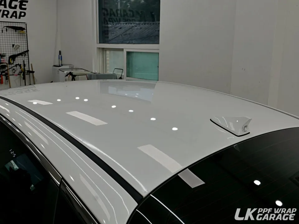Kia K5 ルーフスキン事例|費用目安と仕上がり 施工写真 1-2