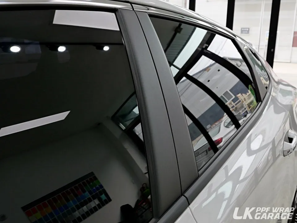 Kia K5 ルーフスキン事例|費用目安と仕上がり 施工写真 3-3
