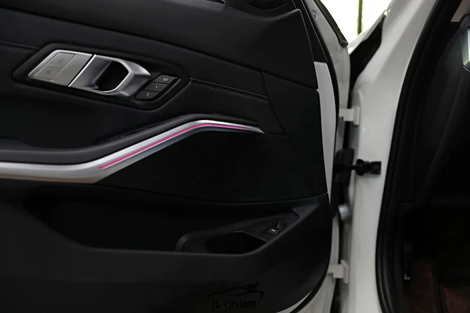 BMW 3 Series ambient lighting - BMW 3 Series Ambient Lighting Review: Cost & Results photo 3