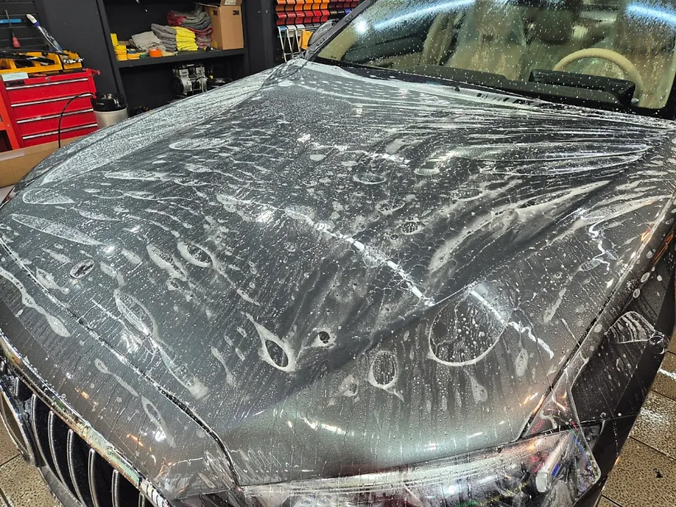 メルセデス・ベンツ S63 AMG PPF施工事例|費用目安と仕上がり 施工写真 2-1
