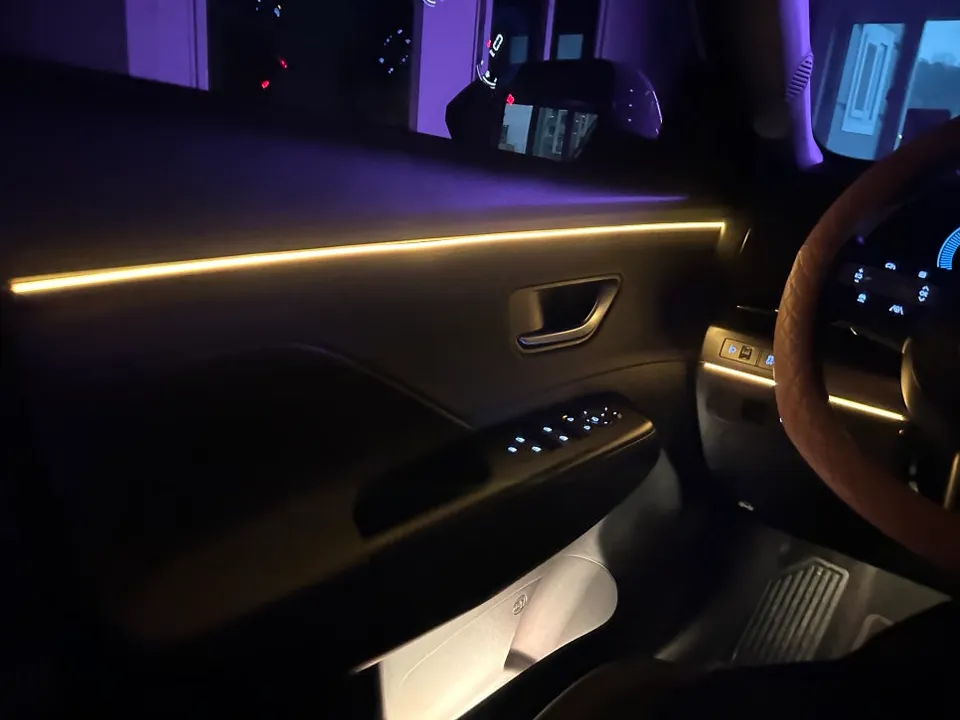 Hyundai Kona SX2 ambient lighting - Hyundai Kona SX2 Ambient Lighting Review — Enhanced Interior Mood photo 3