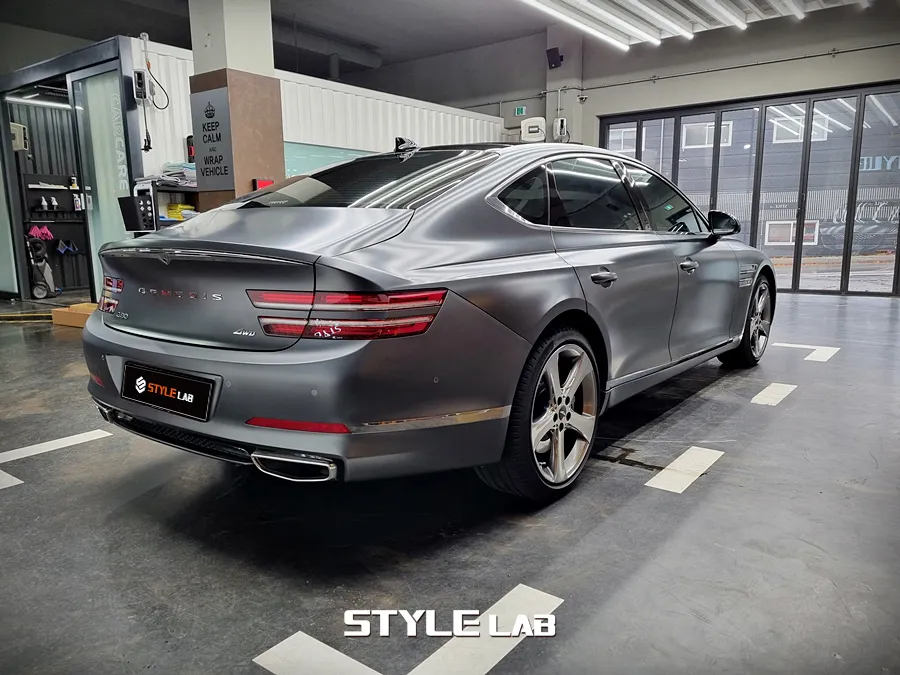 Genesis G80のPPF施工事例｜無光モデルの保護 写真