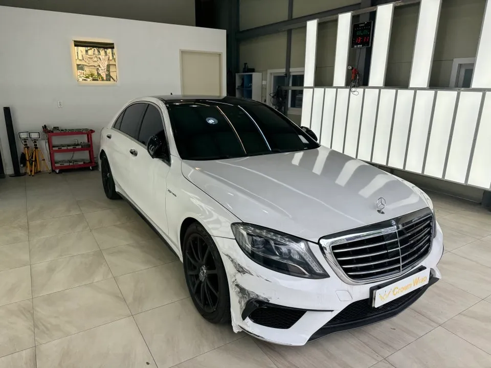 Mercedes-Benz S63 AMG vinyl wrap - Mercedes-Benz S63 AMG Vinyl Wrap Removal Review — Complete Glue R photo 3