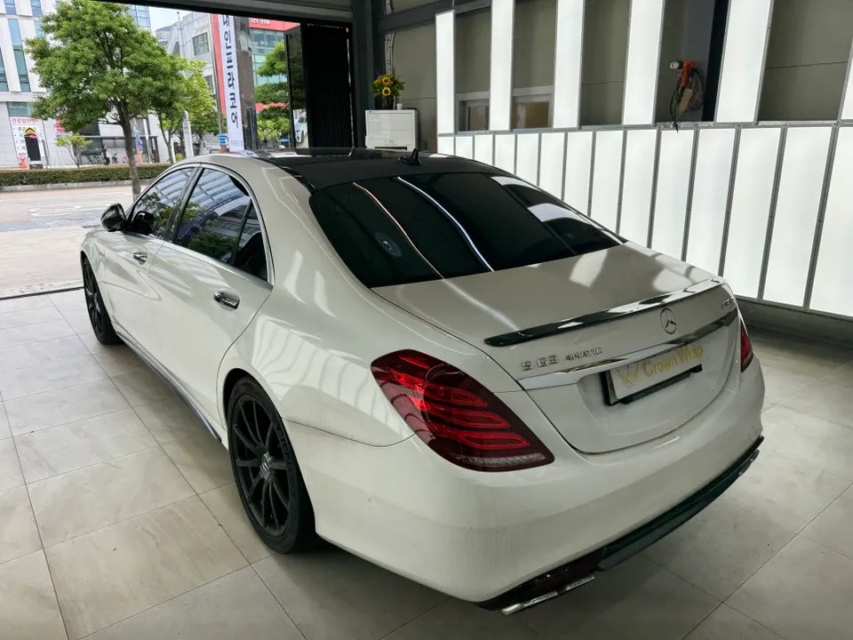 Mercedes-Benz S63 AMG vinyl wrap - Mercedes-Benz S63 AMG Vinyl Wrap Removal Review — Complete Glue R photo 5