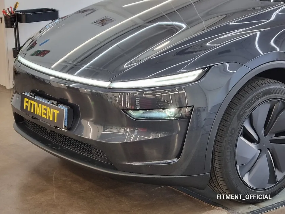 Tesla Model Y car audio - Tesla Model Y Car Audio Upgrade: AVI Speakers for Immersive Sound photo 4