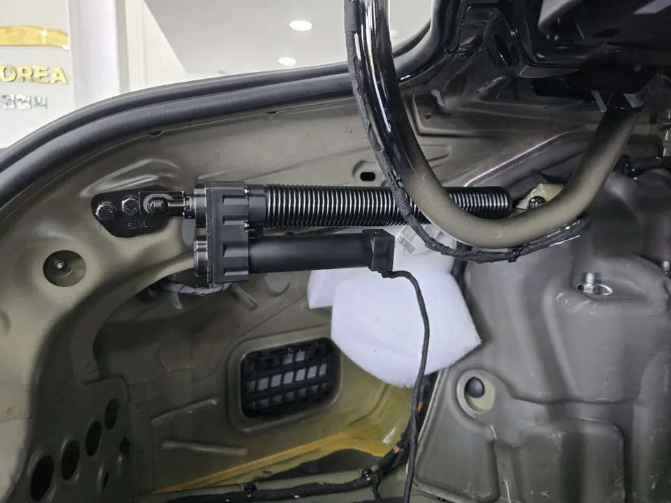 Mercedes-Benz CLA oem options - Mercedes-Benz CLA Oem Options Installation Review — Cost photo 4