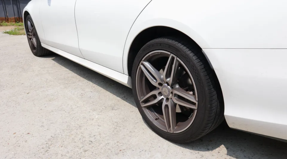 Mercedes-Benz E-Class W213 wheel repair - Mercedes-Benz E-Class Wheel Repair & Painting Review photo 5