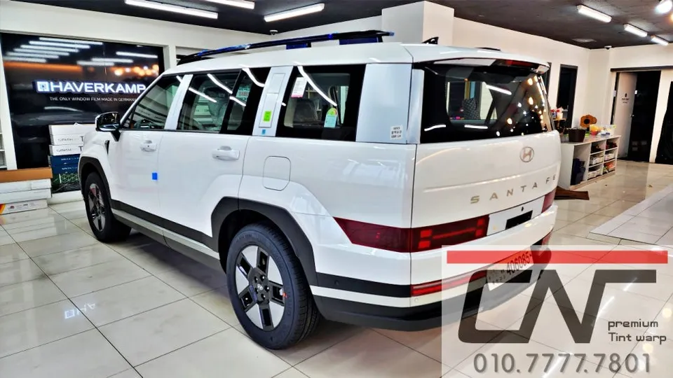 Hyundai Santa Feのカーフィルム施工事例|費用目安・仕上がり 施工写真 3-1