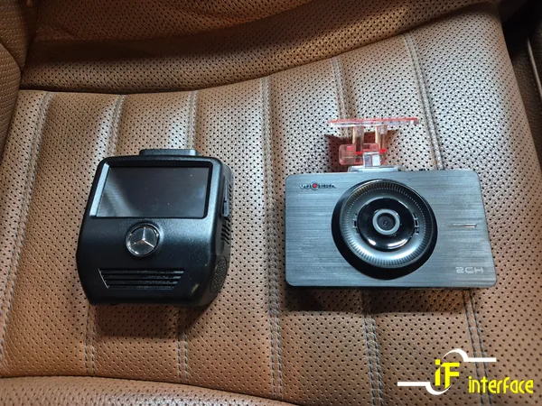 Mercedes-Benz GLC300 dash cam - Mercedes-Benz GLC300 Dash Cam Installation & Parking Recording photo 5
