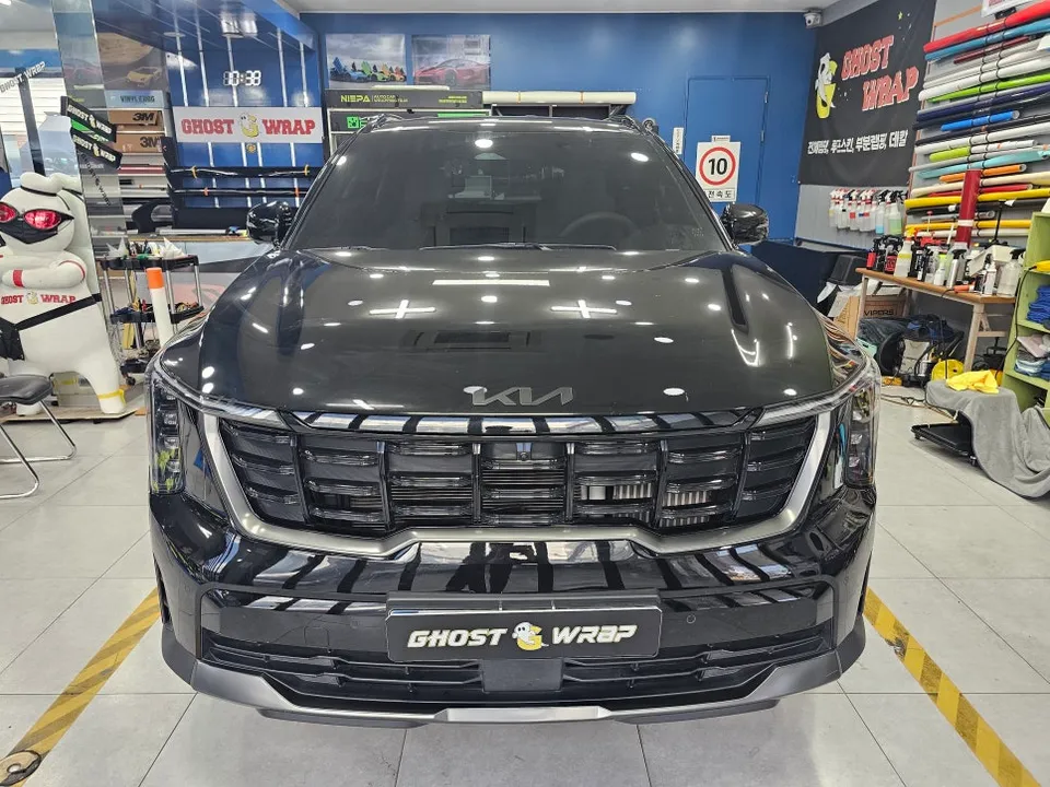Kia Sorento MQ4のカーラッピング事例 施工写真 1-1