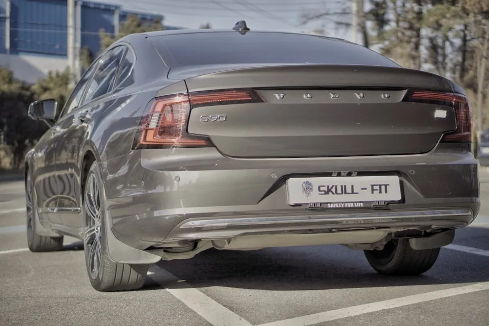 Volvo S90 PPF施工事例|韓国での実例と費用目安 施工写真 2-1