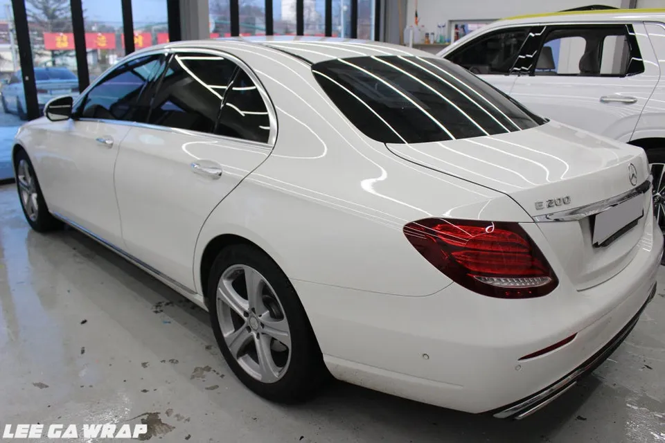 Mercedes-Benz E-Class vinyl wrap - Mercedes-Benz E-Class Vinyl Wrap Review: Cost & Results photo 3