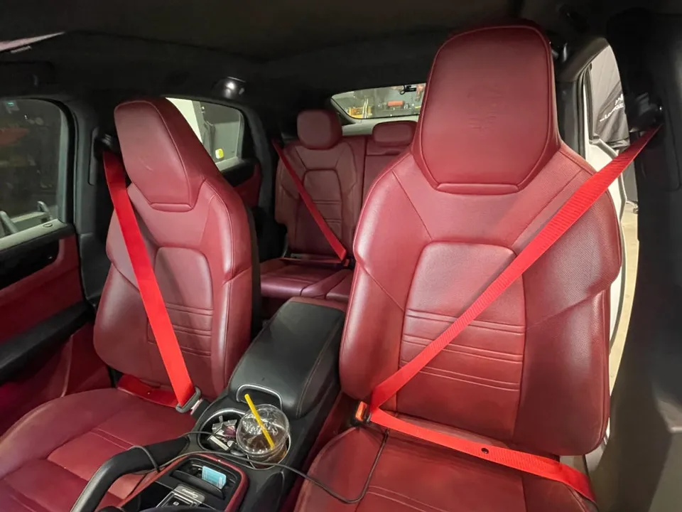 Porsche Cayenne interior customization installation result