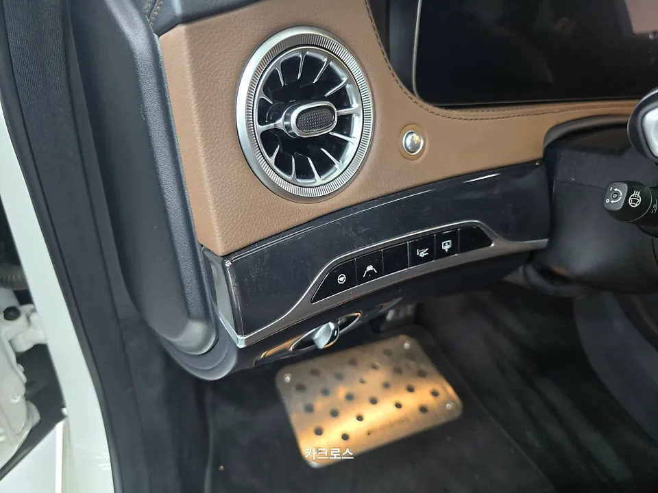 Mercedes-Benz S-Classのカーラッピング事例|費用目安・仕上がり 施工写真 3-1