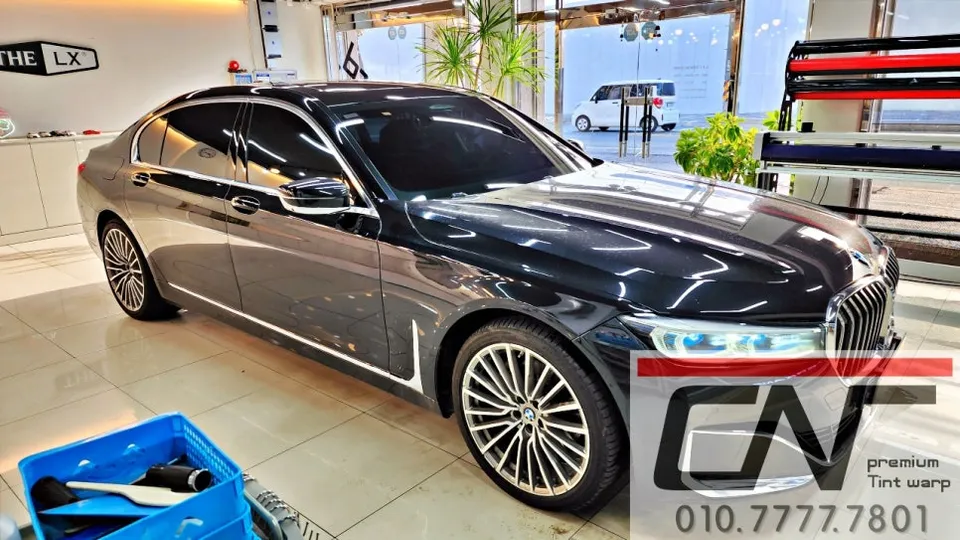 BMW 7 Series G11/G12 カーフィルム施工事例|費用目安・仕上がり 施工写真 2-1