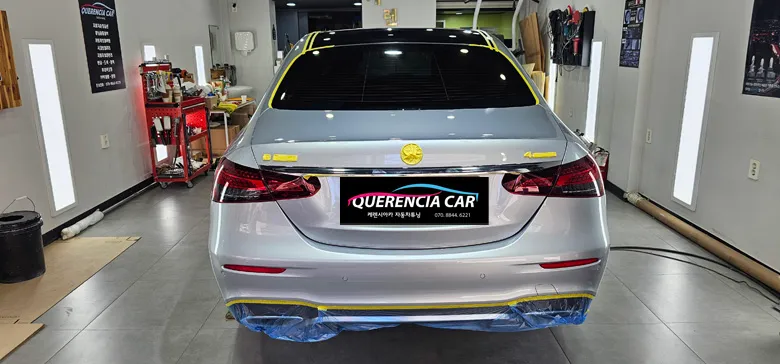 Mercedes-Benz E-Classのガラスコーティング事例|費用目安・仕上がり 施工写真 1-3