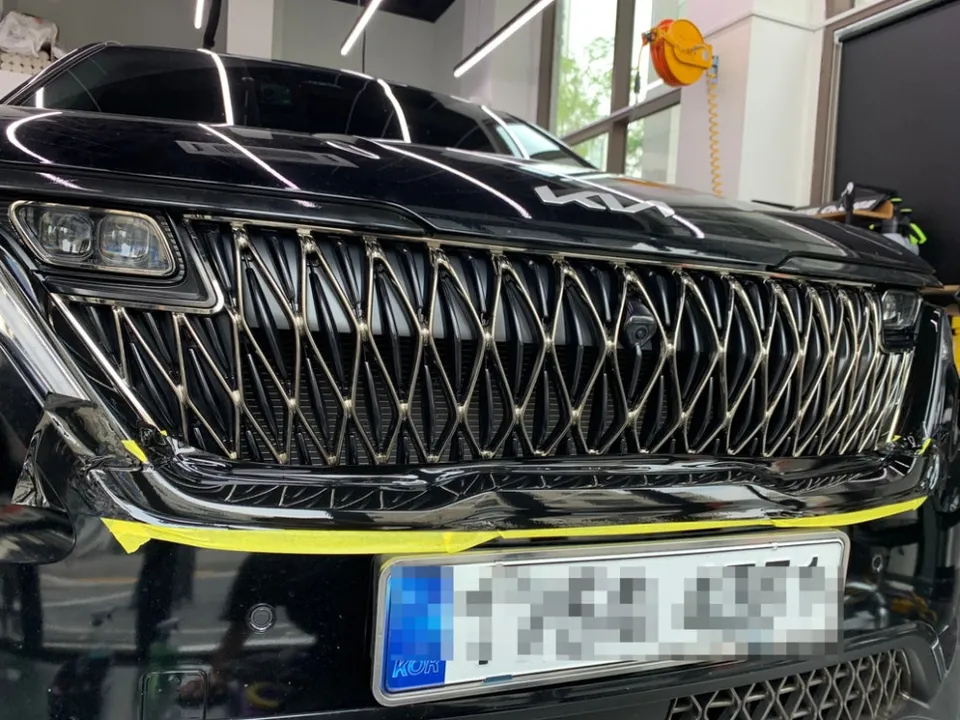 Kia Carnival PPF施工事例|費用目安と仕上がり 施工写真 3-2
