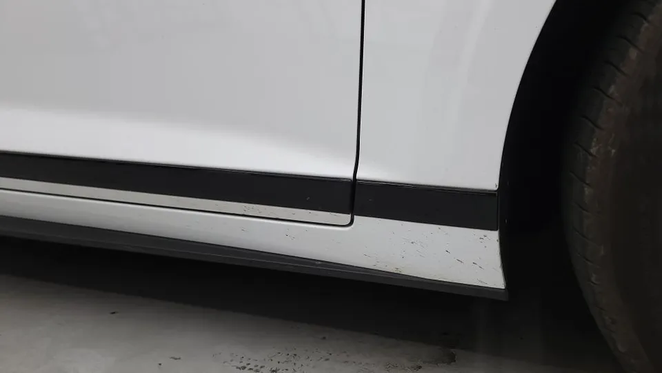 Hyundai Azeraのガラスコーティング事例 施工写真 3-2