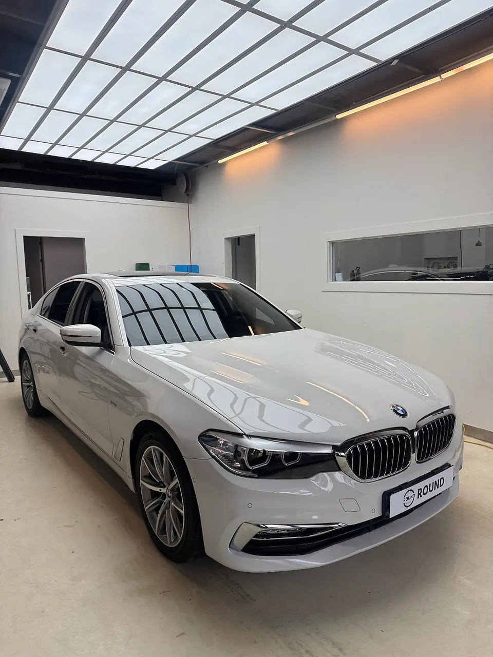 BMW 5 SeriesのPPF施工事例 施工写真 1-1
