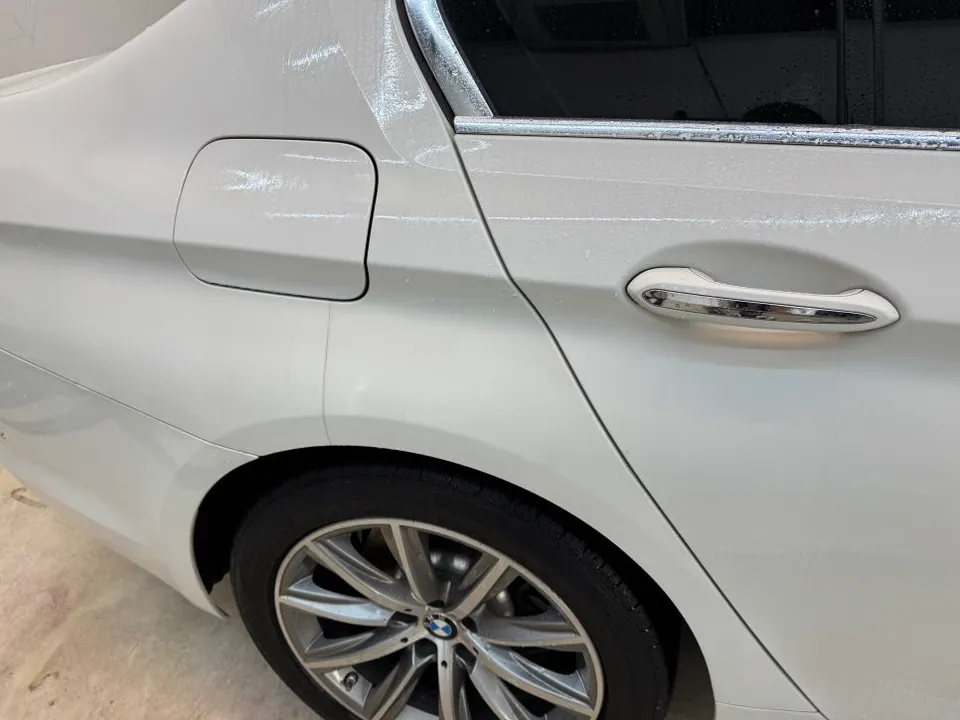 BMW 5 SeriesのPPF施工事例 施工写真 4-1