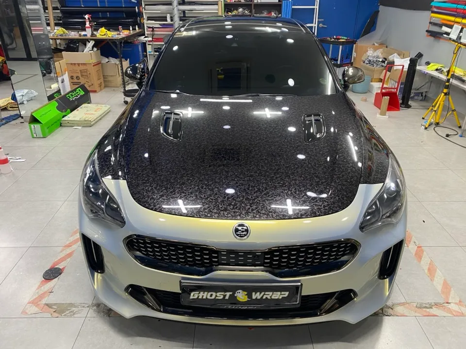 Kia Stingerのカーラッピング事例|費用目安・仕上がり 施工写真 3-3