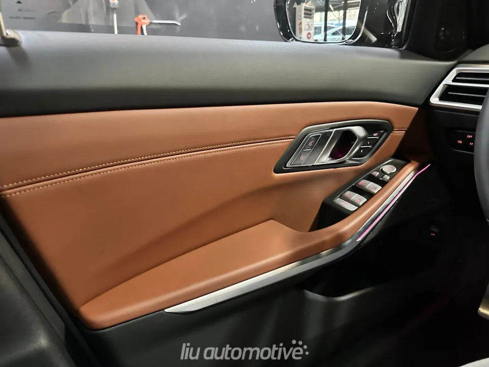 BMW 3 Series ambient lighting - BMW 3 Series Ambient Lighting Review — Enhanced Interior Mood photo 3