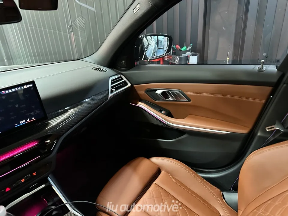 BMW 3 Series ambient lighting - BMW 3 Series Ambient Lighting Review — Enhanced Interior Mood photo 4