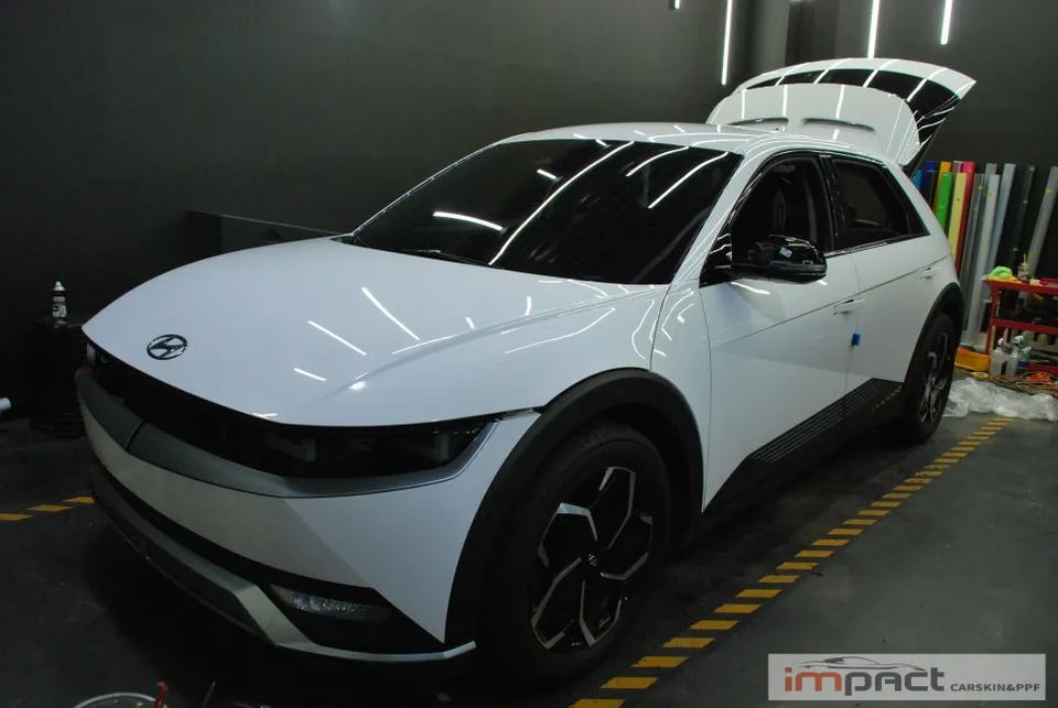 Hyundai IONIQ 5のカーラッピング事例|費用目安・仕上がり 写真