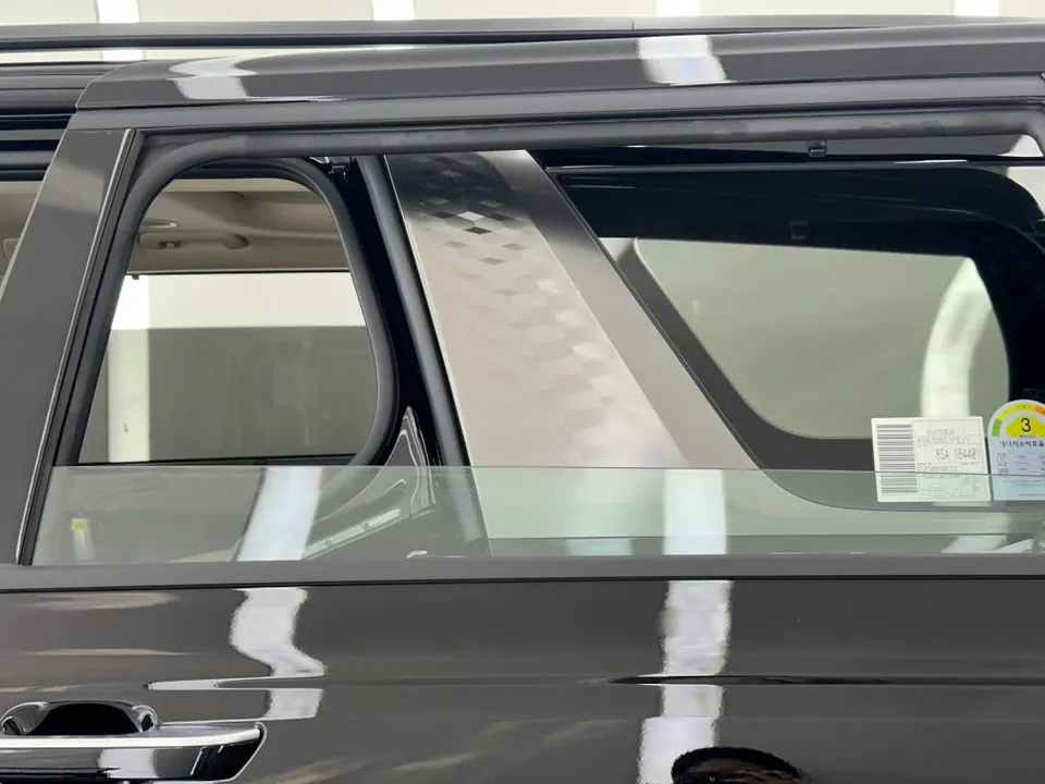Kia Carnival window tinting - Kia Carnival Window Tinting Review — Expert Installation & Pricin photo 5