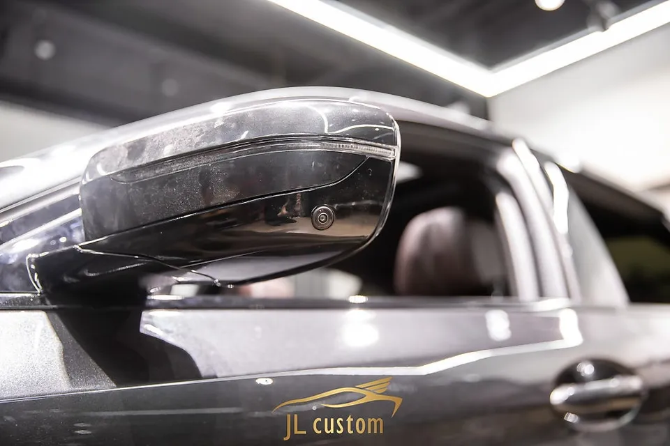 BMW 5 Series G30 surround view camera - BMW 5 Series Surround View Camera Installation Review photo 6