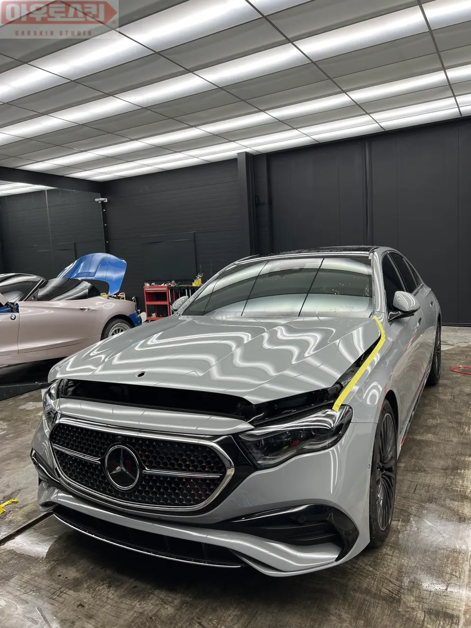 Mercedes-Benz Eクラス PPF施工事例|費用目安・仕上がり 施工写真 1-2