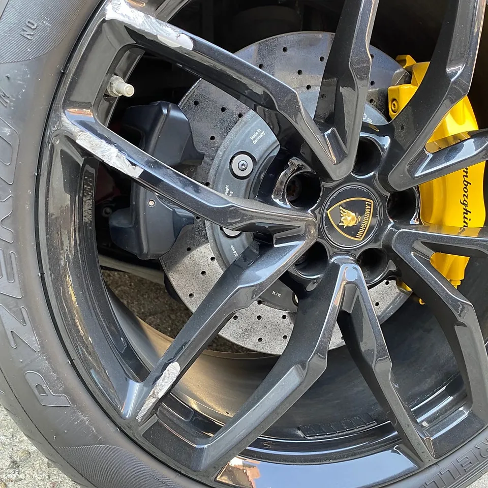 Lamborghini Huracán wheel repair - Lamborghini Huracán Wheel Repair & Painting Review — Same-Day Res photo 7