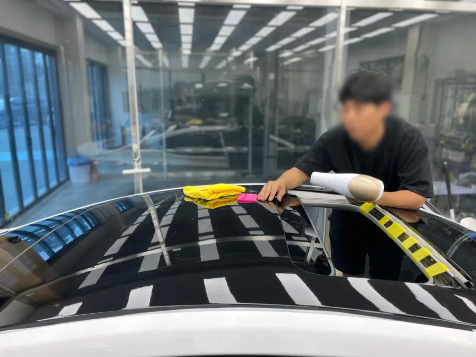 Hyundai Elantraのカーラッピング事例｜費用目安・仕上がり 施工写真 2-2