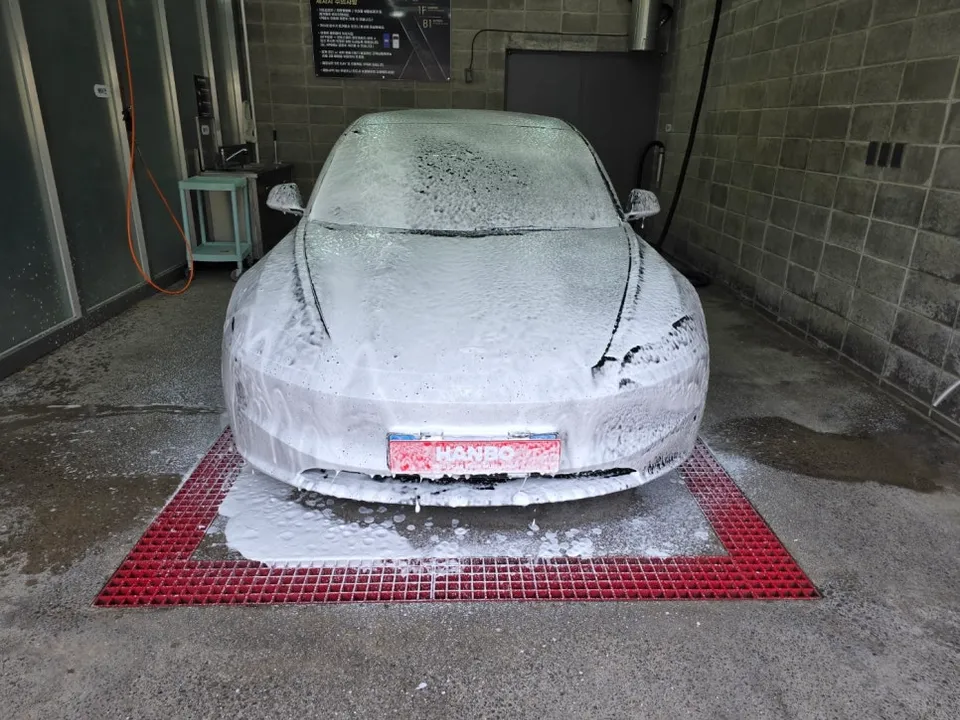 Tesla Model 3 PPF施工事例｜費用目安と仕上がり 施工写真 2-2