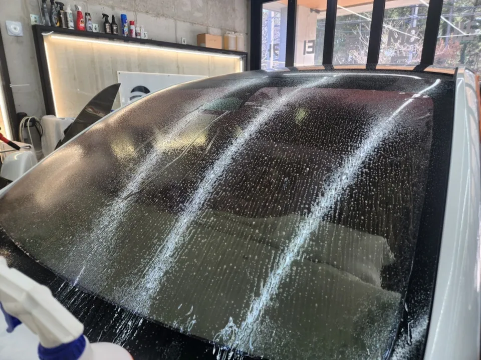 Tesla Model 3 PPF施工事例｜費用目安と仕上がり 施工写真 2-3