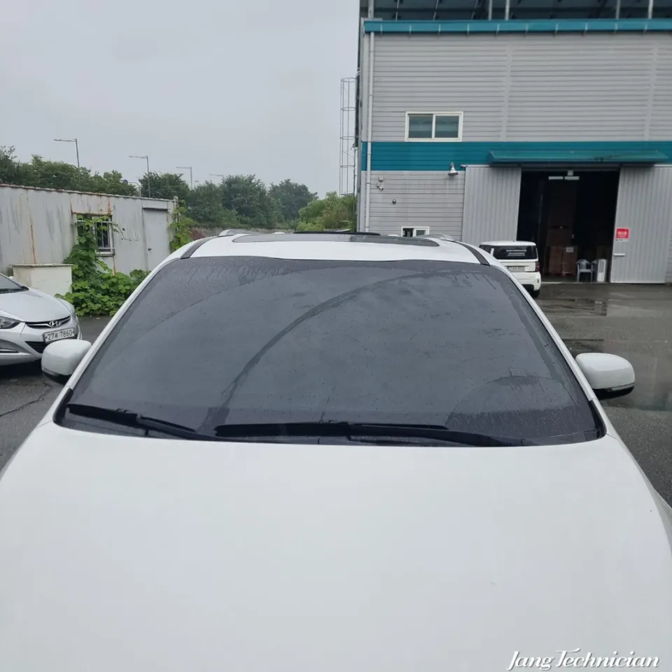 Kia Carnivalのカーフィルム施工事例|費用目安・仕上がり 施工写真 4-2