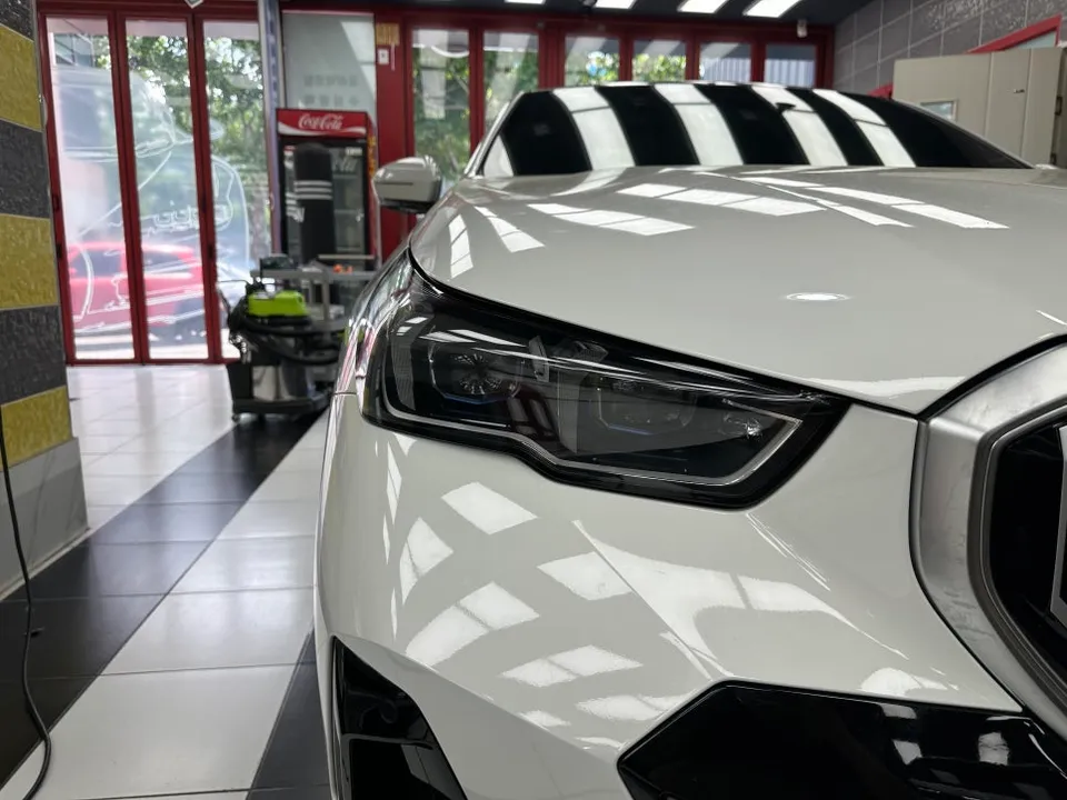 BMW 5 Series G60のカーフィルム施工事例|費用目安・仕上がり 施工写真 2-2