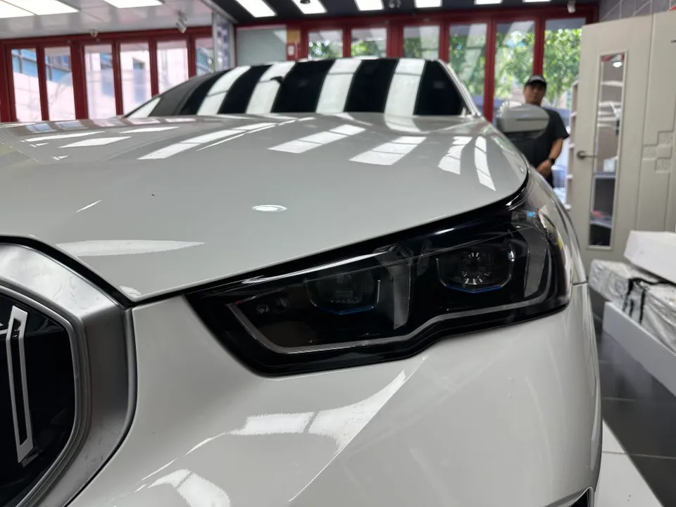 BMW 5 Series G60のカーフィルム施工事例|費用目安・仕上がり 施工写真 4-2
