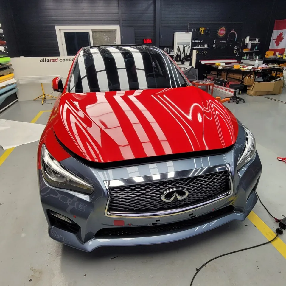 Infiniti Q50のカーラッピング再施工事例|費用目安・仕上がり 施工写真 2-3