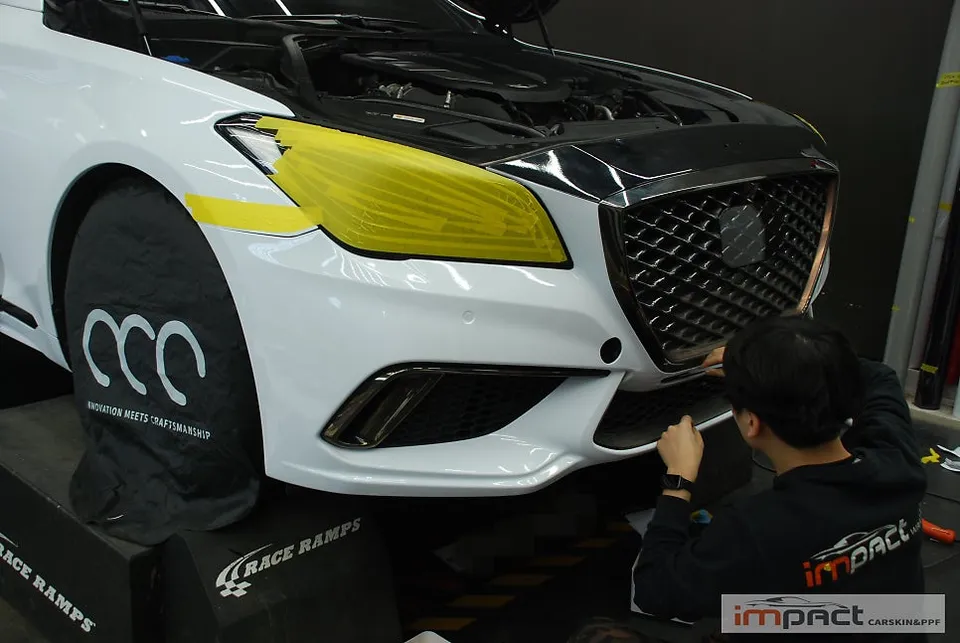 Genesis G80 DHのカーラッピング事例 施工写真 1-2