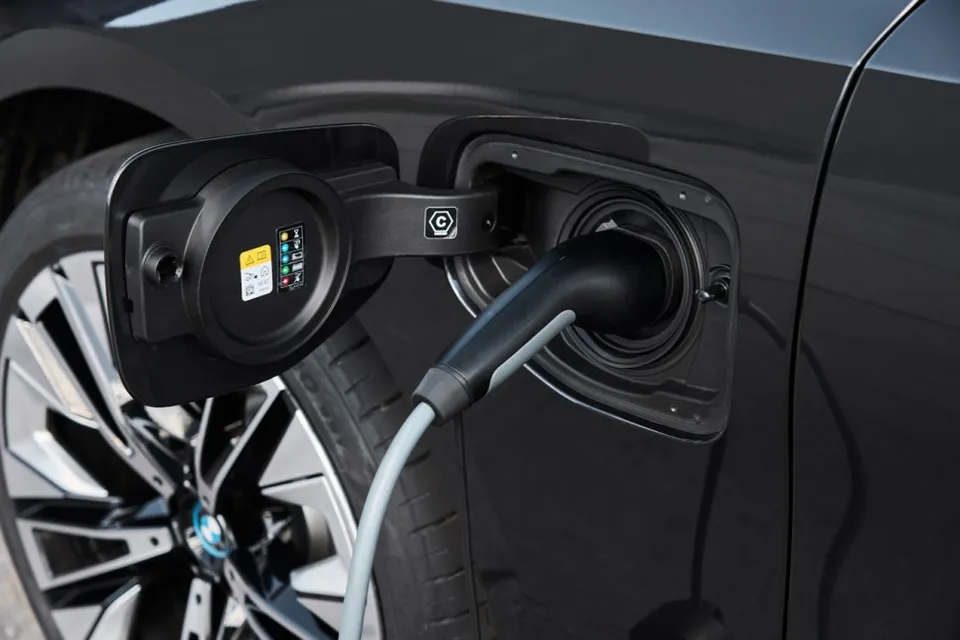 BMW 5 Series G60 PPF施工事例｜費用目安と仕上がり 施工写真 3