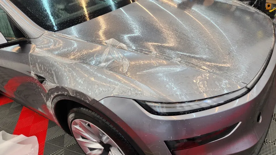 Tesla Model Y PPF施工事例｜費用目安と仕上がり 施工写真 1-3
