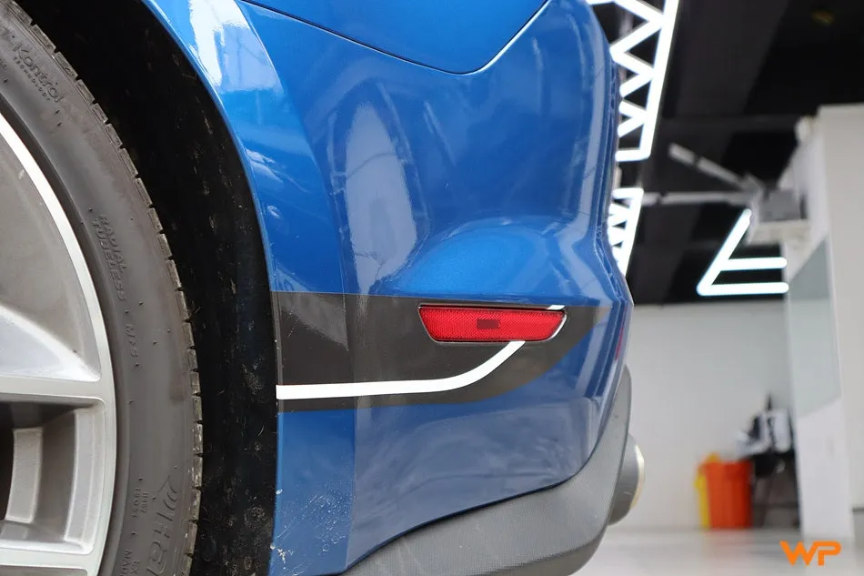 Ford Mustangのカーラッピング事例｜マッハ1デザイン 施工写真 2-3
