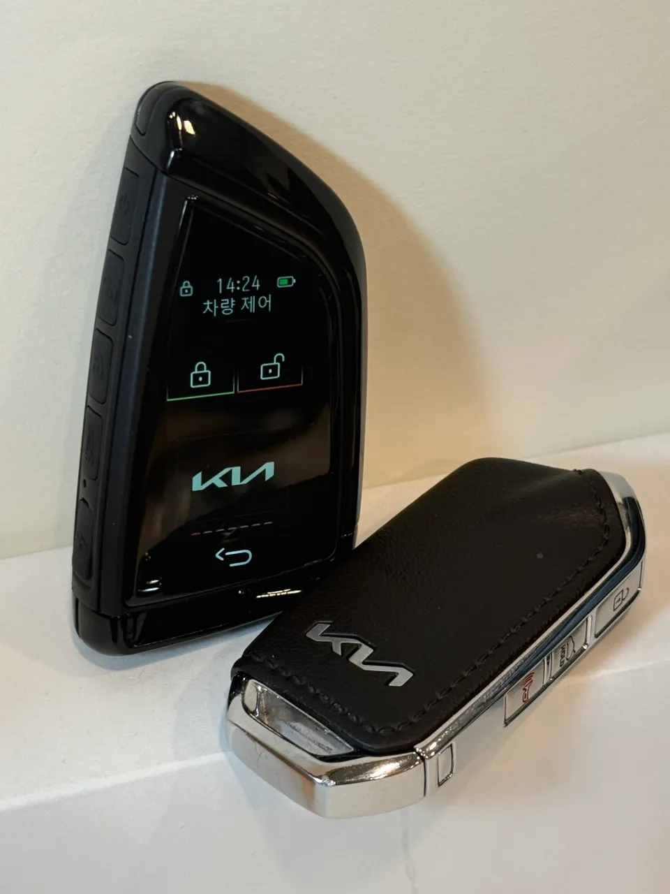 Kia Stinger Meister oem options - Kia Stinger Meister OEM Options Review — Smart Key Upgrade photo 4