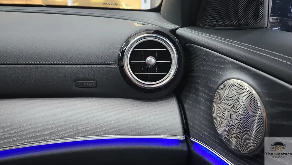 Mercedes-Benz E-Class W213 ambient lighting - Mercedes-Benz E-Class W213 Ambient Lighting Review photo 4