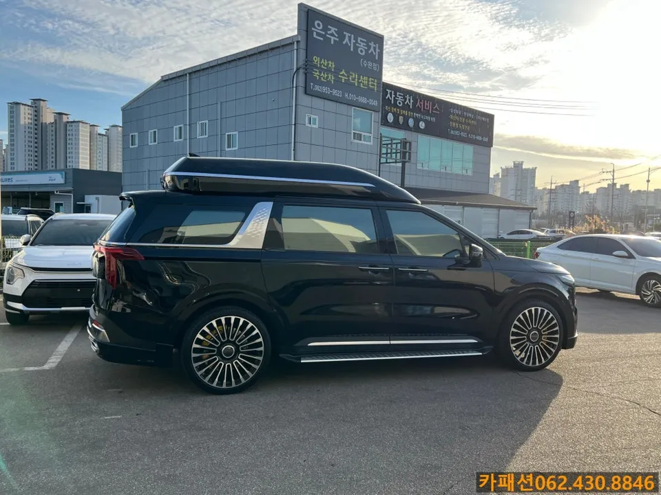 Kia Carnival KA4 dash cam installation result