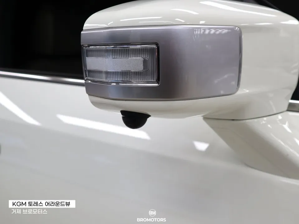 KG Mobility Torres surround view camera - KG Mobility Torres 360 Camera Review: Installation & Cost photo 4
