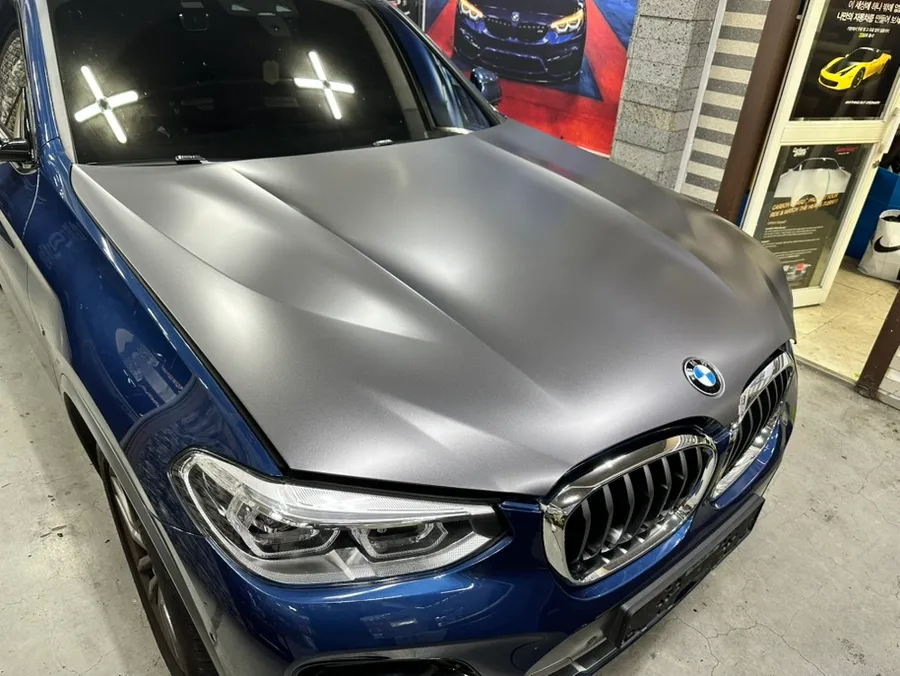 BMW X4 G02のカーラッピング事例 施工写真 3-1