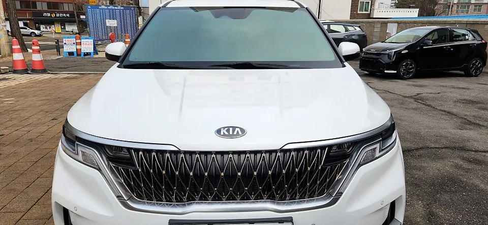 Kia Carnivalのカーフィルム施工事例｜費用目安・仕上がり 施工写真 4