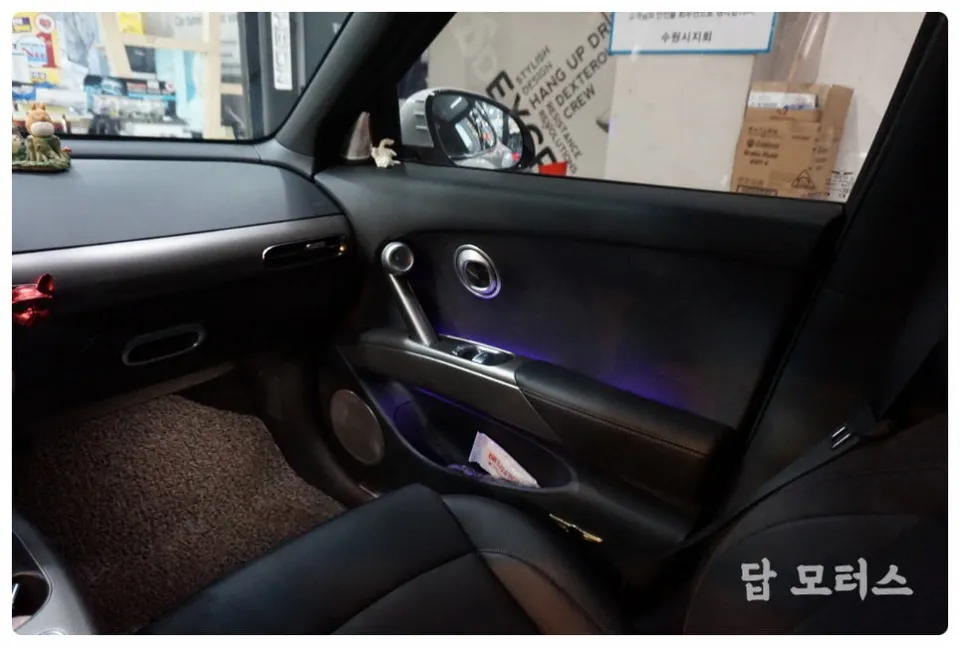 Genesis GV60 ambient lighting - Genesis GV60 Ambient Lighting Review: Cost & Results photo 3